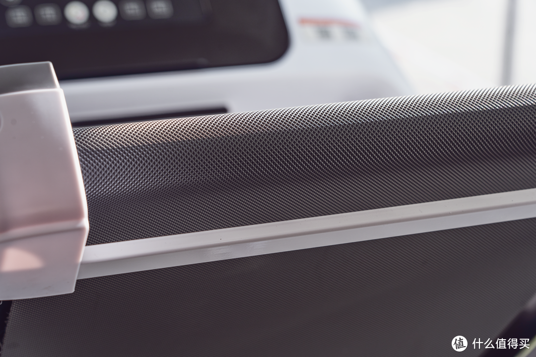 亿健 天猫联合定制跑步机ELF 跑步机:减震功能远超想象