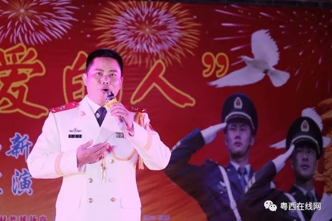 南海之恋广场舞_广场舞串烧,我们的南海_广场舞南海姑娘