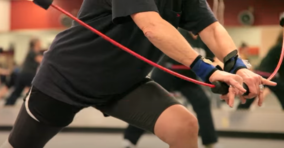 坐仰卧起坐的器材叫什么_器材仰卧起坐的正确做法_仰卧起坐器材多少钱