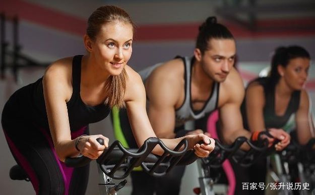 增肌后的肌肉会不会退下来_会肌肉退下来增肌后会反弹吗_增肌停止会掉肌肉吗