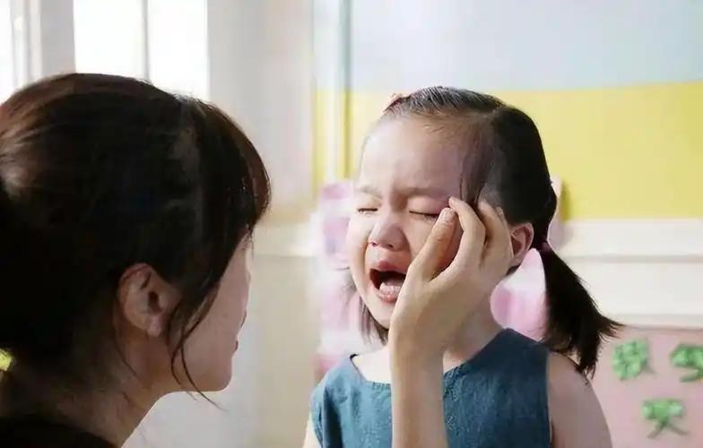 纸尿裤穿到几岁合适_什么时候可以训练幼儿大小便_如何判断孩子是否准备好脱纸尿裤