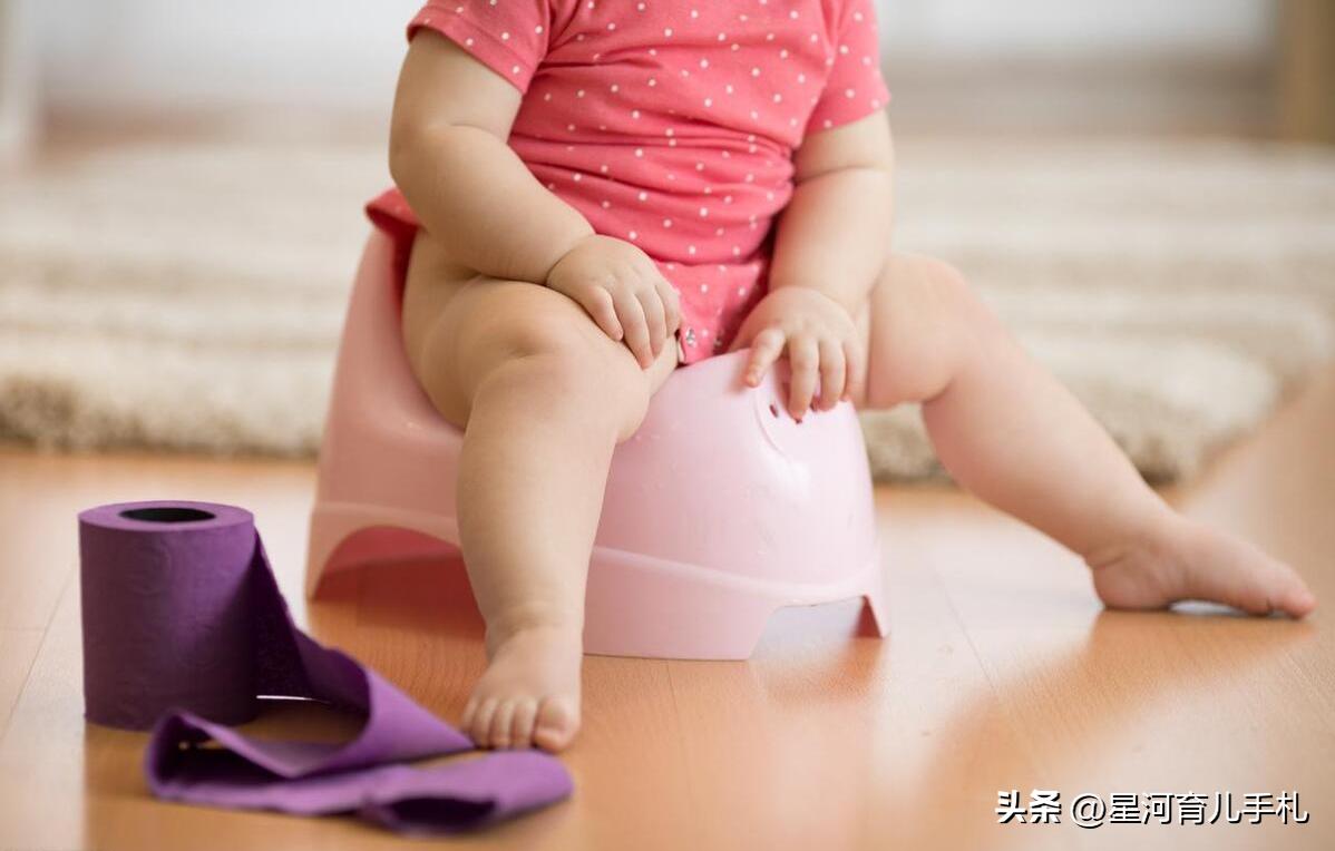 如何教宝宝如厕_什么时候可以训练幼儿大小便_如厕训练方法