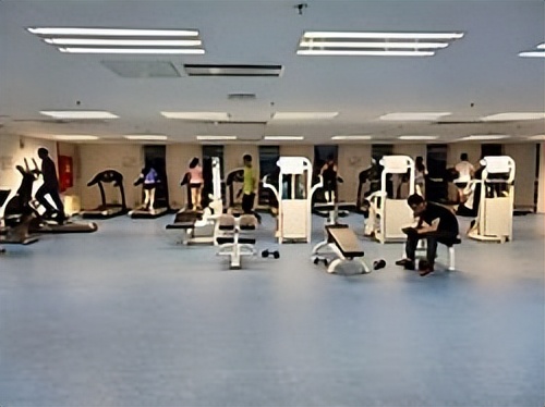 上海3元健身房_社区运动器材有哪些_政府合作公益性健身房