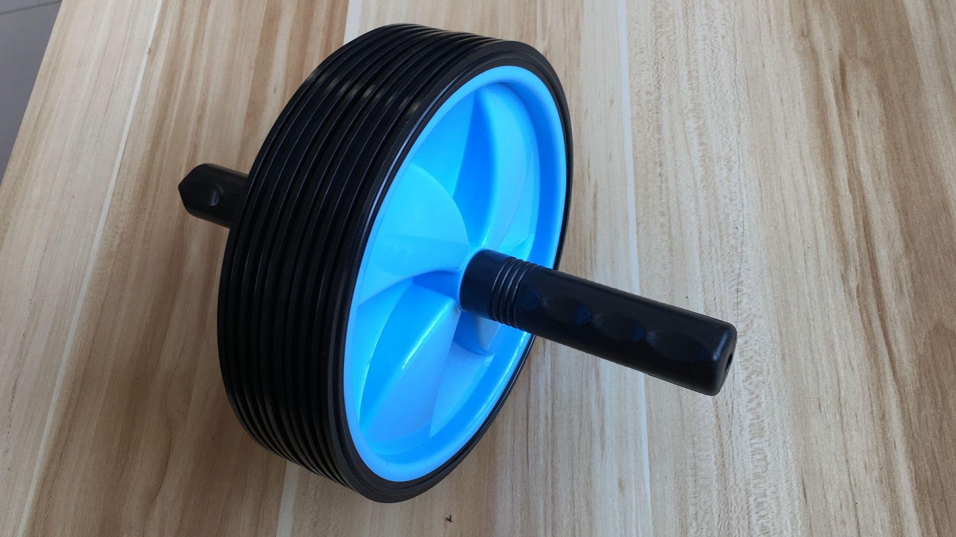 健腹轮练腹肌_腹肌撕裂者进阶训练_腹肌轮几个轮的好