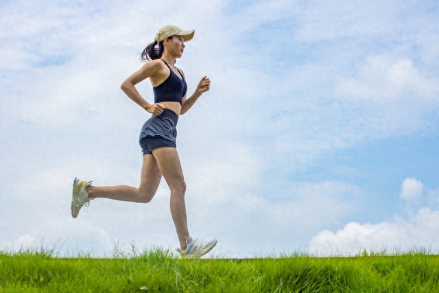 巅峰国际pg平台官网 运动后肌肉酸痛，是继续练还是躺平？答案和你想的不一样