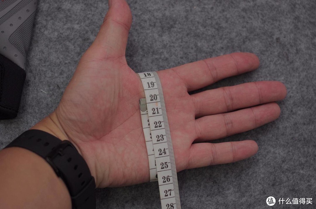 挺好用的McDavid迈克达威多功能健身手套