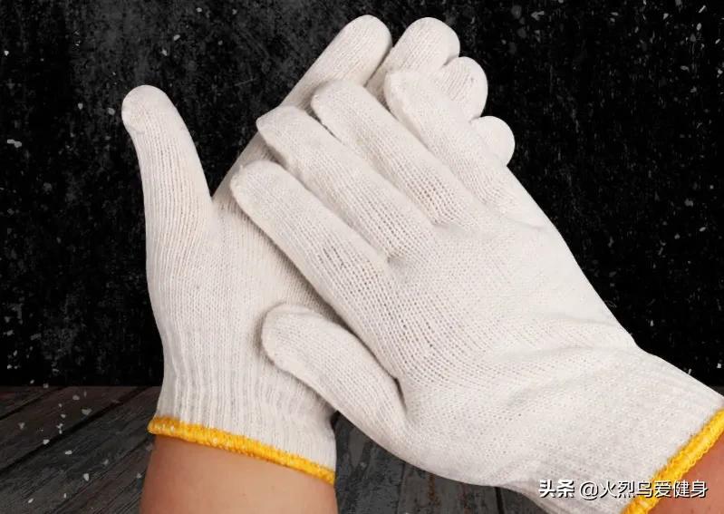 健身手套小还是大点好_健身手套大小怎么选_健身手套
