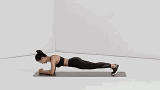 腹肌轮几个轮的好_健腹轮练腹技巧_健腹轮正确用法