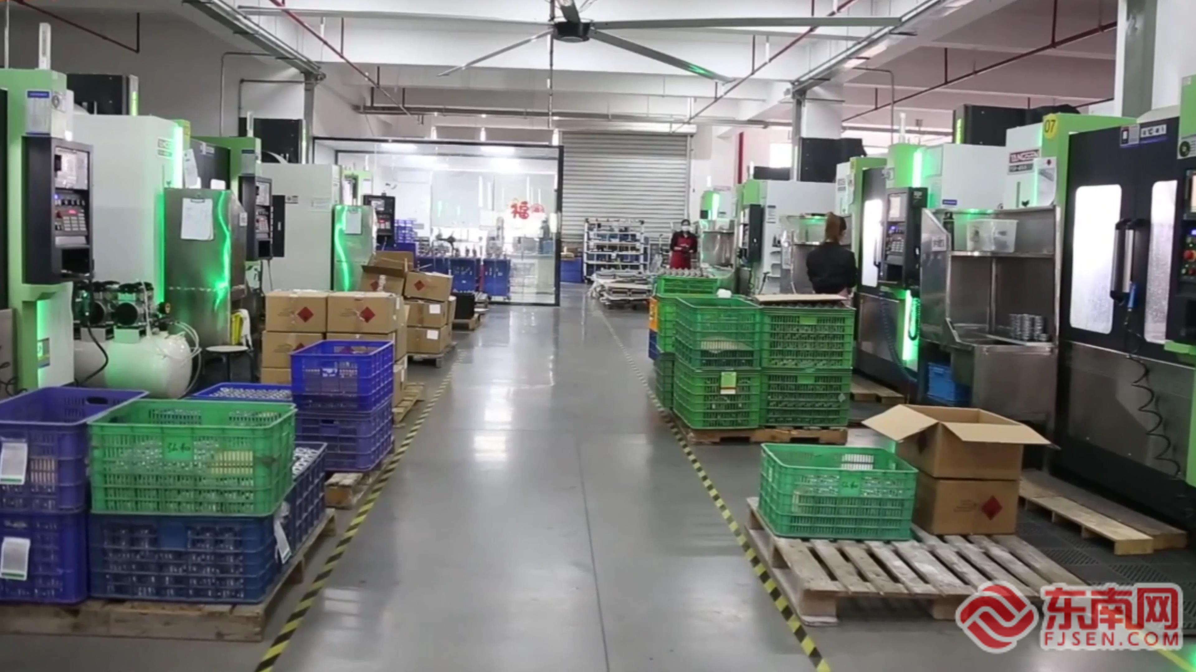 轻健身器材研发_智能龙门架_运动器材检测