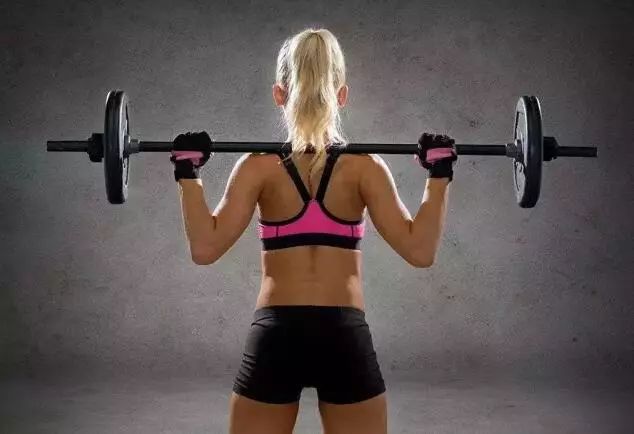 健身手套新鲁鹰_防滑健身手套推荐_健身手套作用