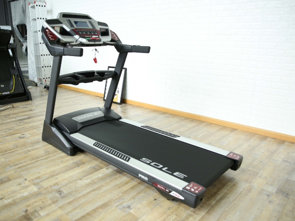 家用什么牌子跑步机好_速尔SOLE跑步机品牌介绍_爱康ICON跑步机口碑排行