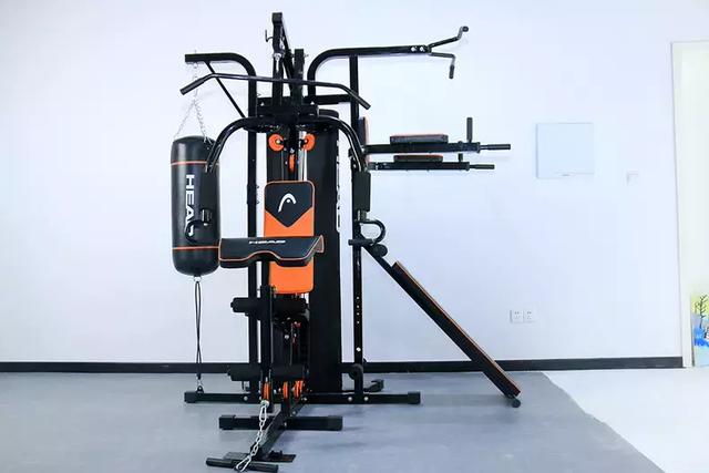 家庭版健身器材安装教程_大型全身综合训练器_海德三人站综合训练器测评