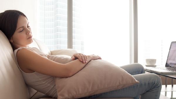 上胸中胸下胸分别练哪些动作