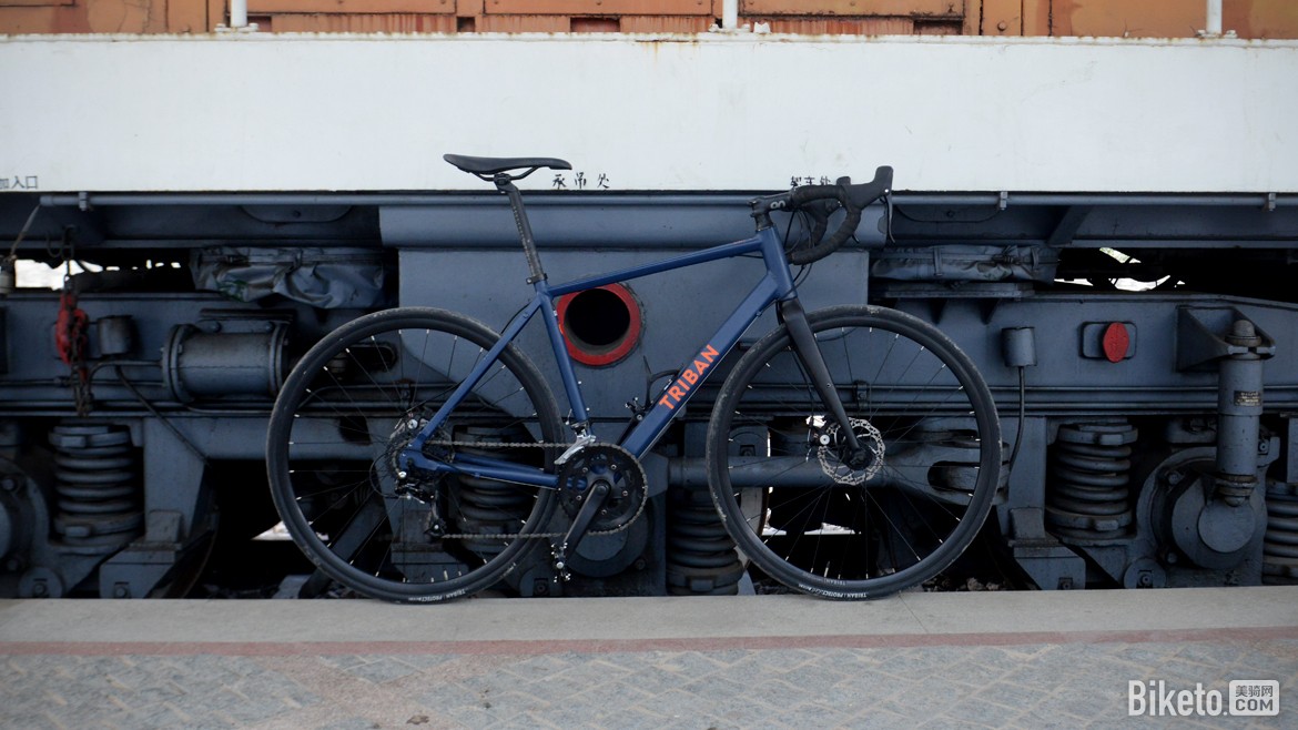 迪卡侬Triban RC120 Disc碟刹公路整车 评价_价格_迪卡侬健身自行车