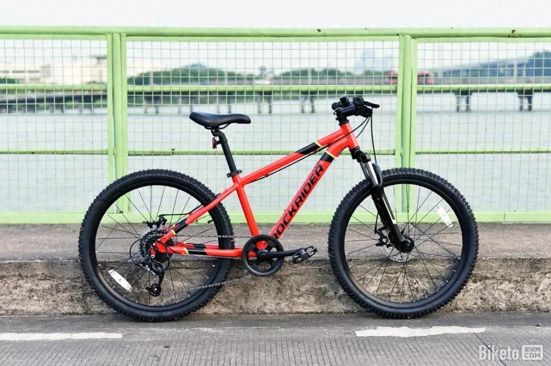 pg电子麻将胡了入口下载 青少年的第一台山地车 迪卡侬ROCKRIDER ST900 24寸山地车评测