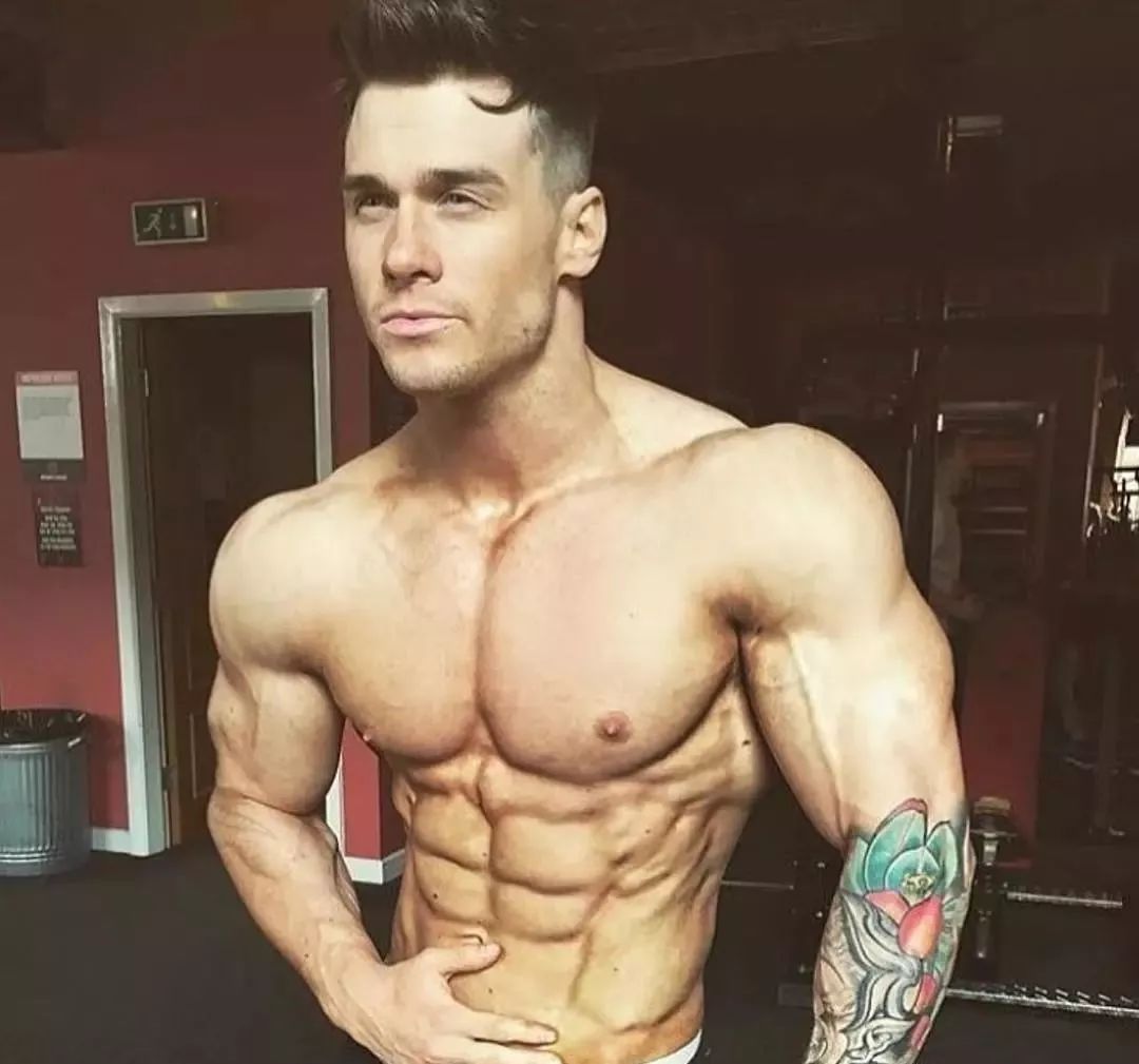 pg电子娱乐平台 腹肌应该每天练吗？练越多效果会越好吗？