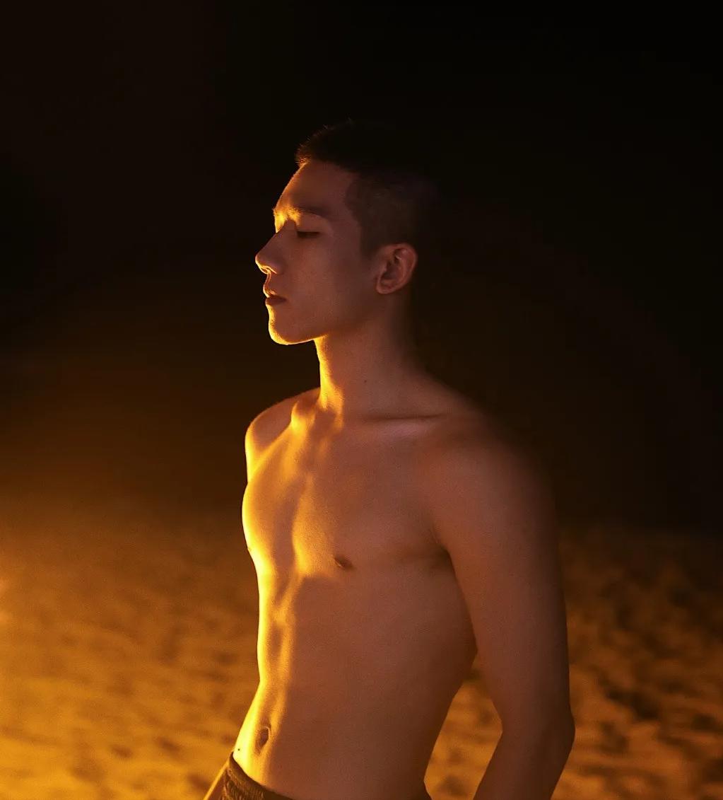 胸肌可以天天练吗_练胸肌可以减胸部脂肪吗_练胸肌可以丰胸吗