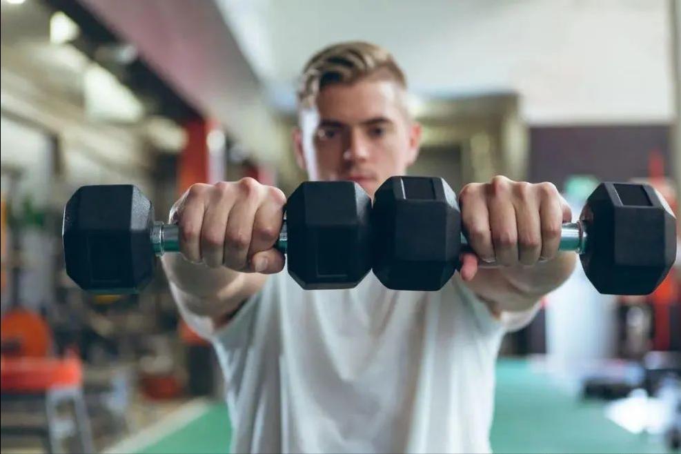 低脂高蛋白食物防止肌肉流失_避免肌肉流失方法_肌肉训练的方法有哪些