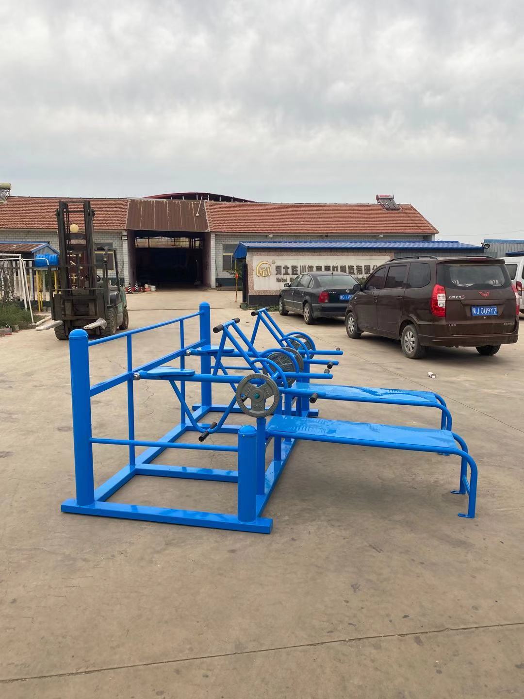 组合拓展训练器械