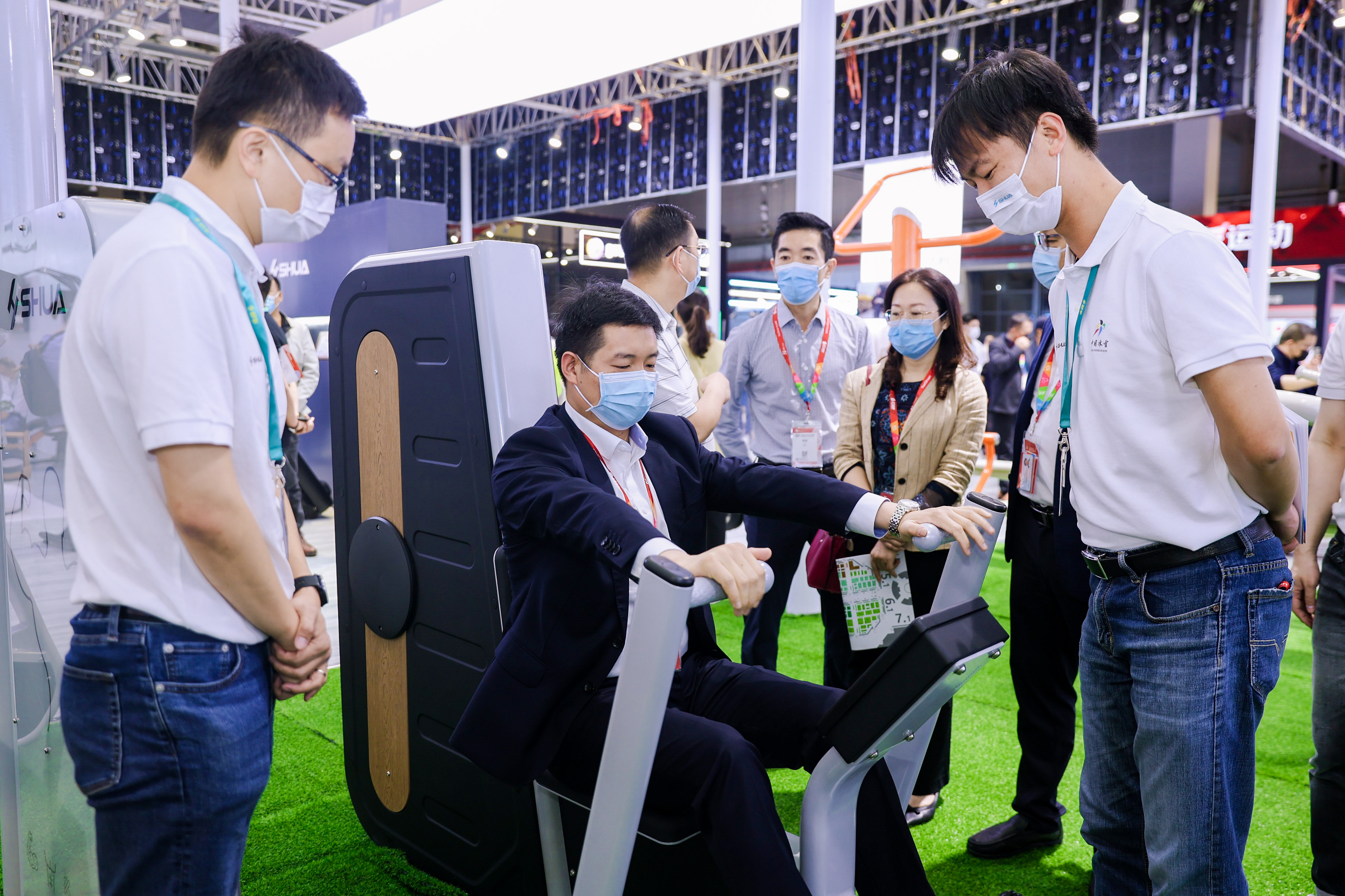 舒华综合训练器_舒华与冬运中心合作产品_舒华智能健身器材