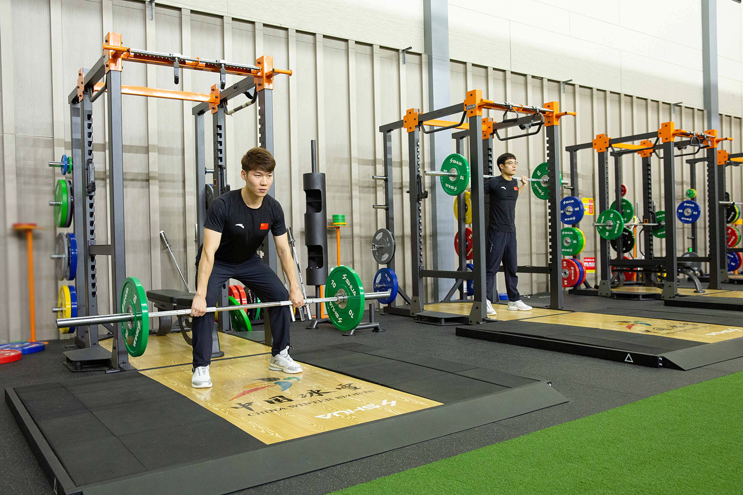 舒华智能健身器材_舒华综合训练器_舒华与冬运中心合作产品