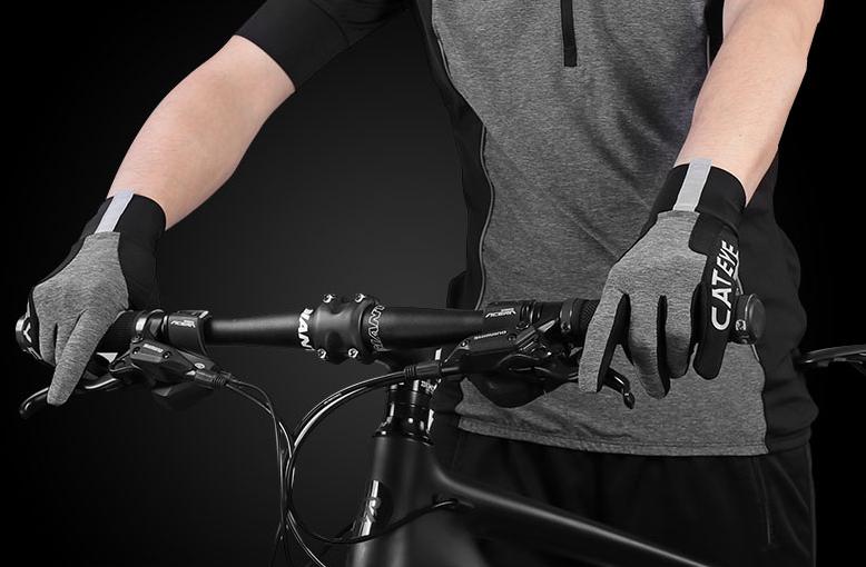 冬季骑行手套保暖灵活_防滑硅胶骑行手套设计_健身手套+护腕