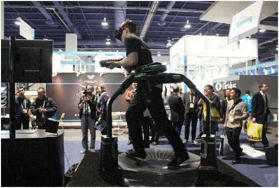 Virtuix Omni虚拟现实跑步机_VR跑步机游戏体验_wnq跑步机7000ea