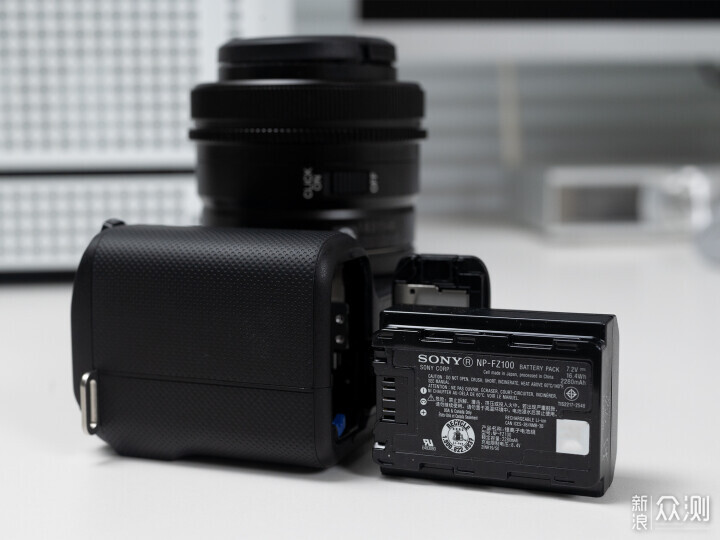 索尼ZV-E1相机体验，选卡、选镜头一文看全_新浪众测