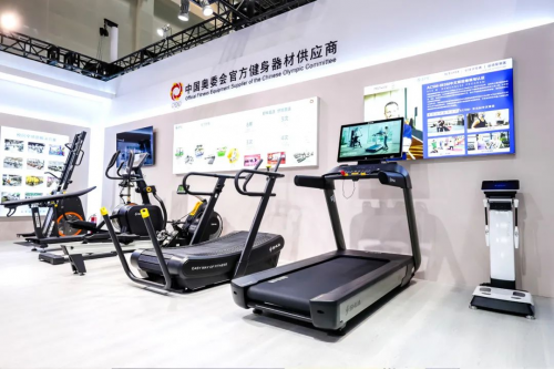 舒华综合训练器_科技赋能体育强国_全国体育科学大会舒华体育