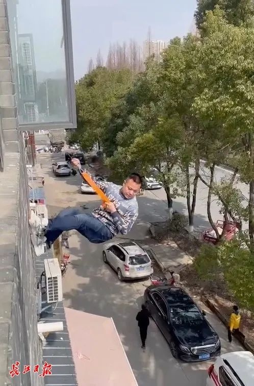 家用单人综合训练器_家用应急逃生设备_高楼缓降逃生器