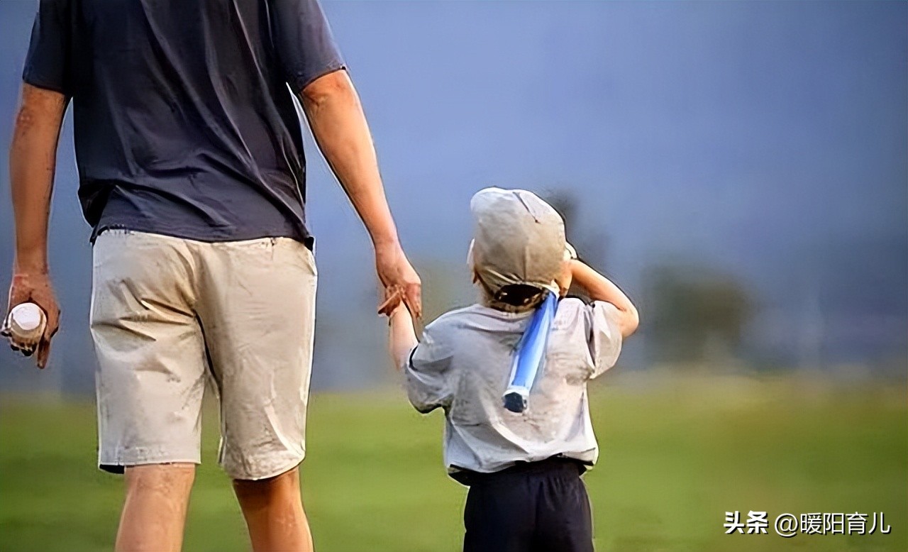 儿童运动器材推荐_孩子运动好处_滚轮健身器