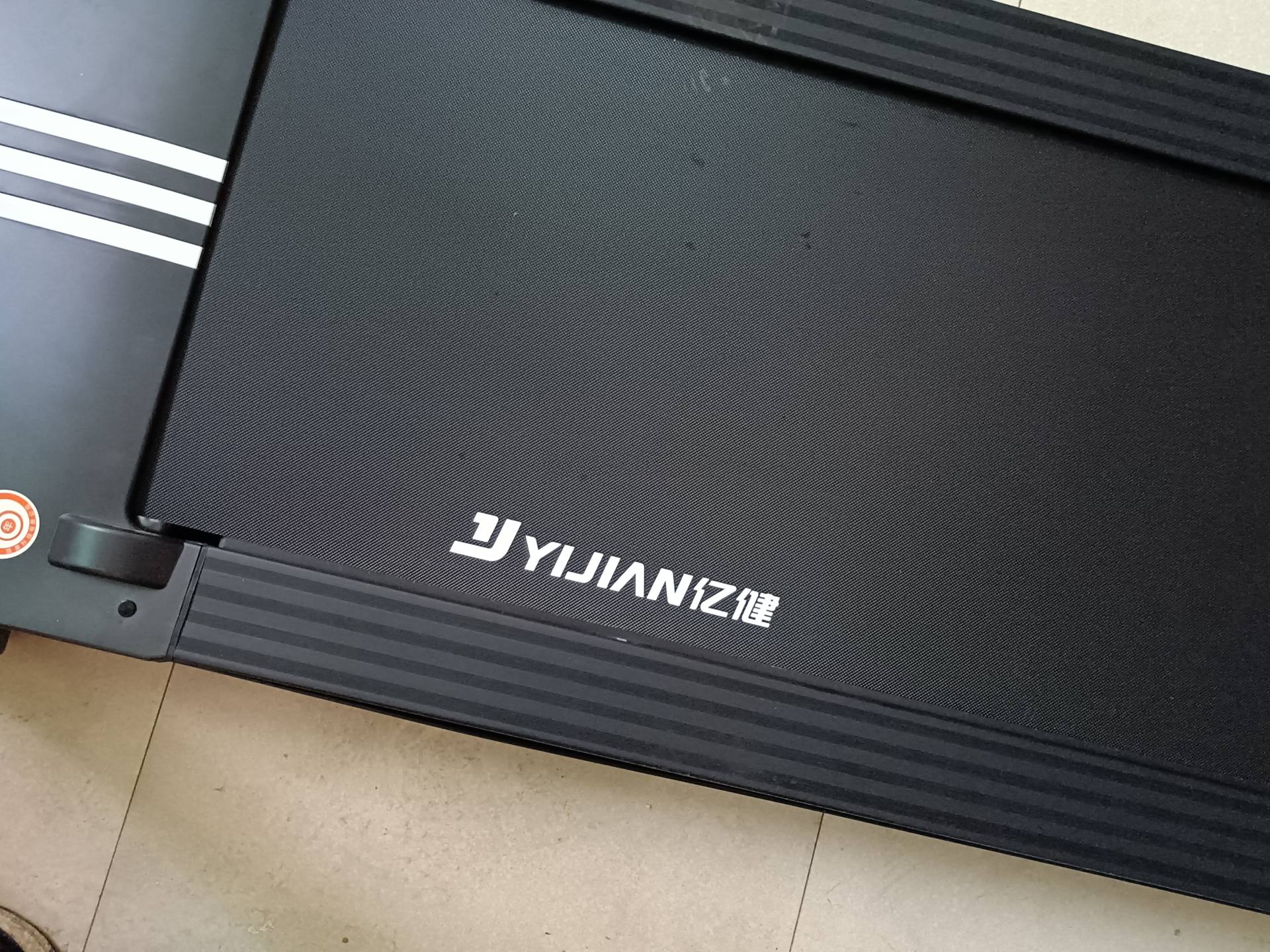 可折叠式跑步机选择指南_什么牌子的家用跑步机好_华为HiLink亿健Pro家用静音折叠智能跑步机