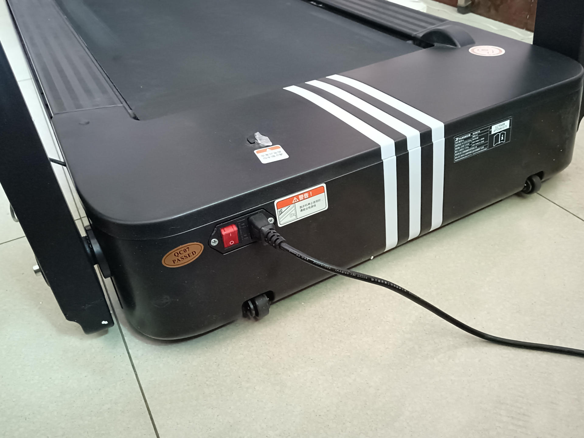 什么牌子的家用跑步机好_可折叠式跑步机选择指南_华为HiLink亿健Pro家用静音折叠智能跑步机