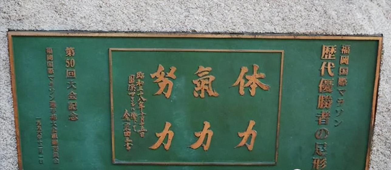 pg棋牌 年龄增长，该怎样坚持跑步，保持身体状态？家用跑步机如何选购？