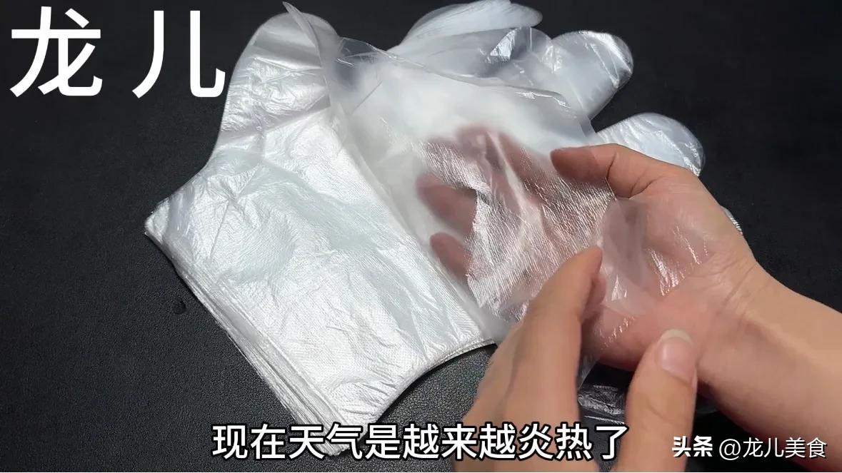 健身手套松一点_戴手套的正确方法_一次性手套正确戴法