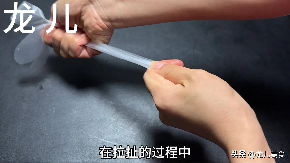 健身手套松一点_一次性手套正确戴法_戴手套的正确方法