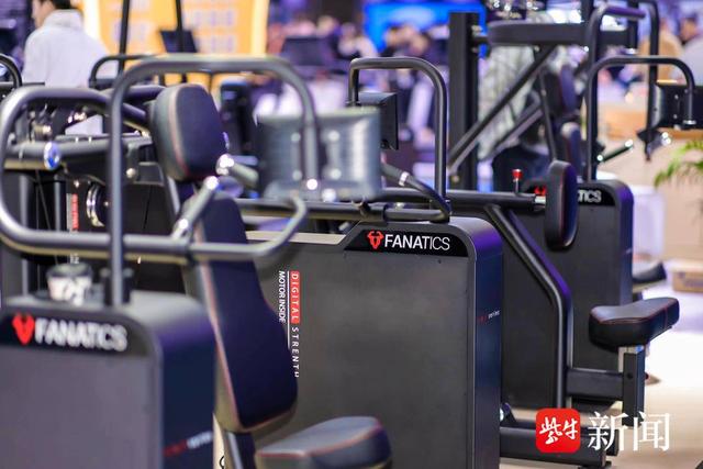 扬州健身器材出口_大型全身综合训练器_三飞体育综合训练器