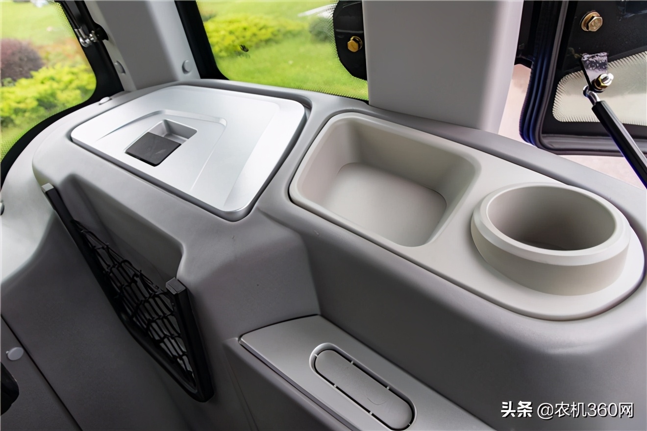 佳木斯农机经销商名单_迪玛驰拖拉机经销商催货 孟祥瑞扬州蹲守 迪玛驰拖拉机市场火爆