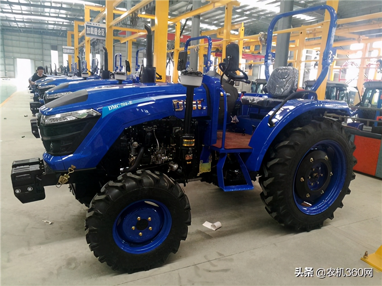 迪玛驰拖拉机经销商催货 孟祥瑞扬州蹲守 迪玛驰拖拉机市场火爆_佳木斯农机经销商名单