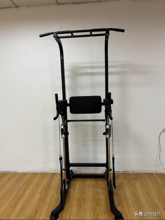 引体向上训练方法_综合力量训练器品牌_落地式引体向上架选购要点