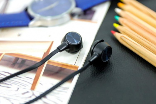 pg赏金女王单机版试玩平台 2019终极盘点：质量、口碑俱佳的十大蓝牙耳机品牌