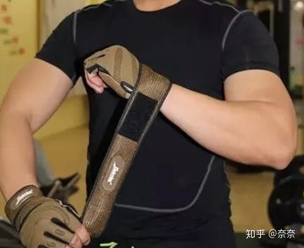 健身手套_手套健身训练图片_健身训练手套
