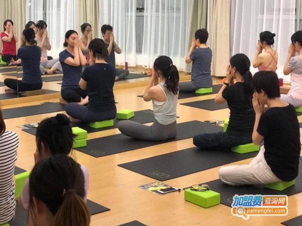 pg棋牌 静园瑜伽加盟电话