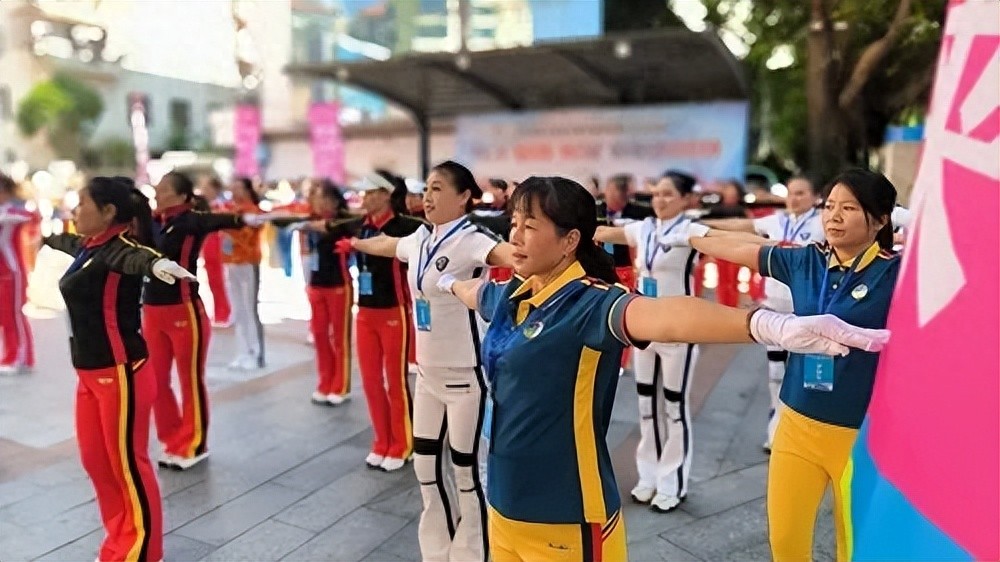 问鼎赏金女王pg官网入口下载手机版安 佳木斯“快乐舞步”推广交流再上新台阶