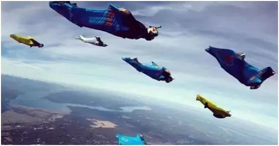 极限健身手套_健身手套紧一点好还是松一点好_健身手套尺寸