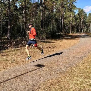 跑步伤膝盖误区_跑步膝盖疼要多久才好_跑步膝盖疼痛原因