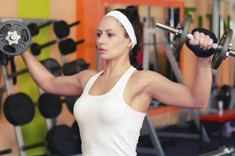 每天力量训练可以吗_力量训练可以每天做吗_每天进行力量训练会瘦吗