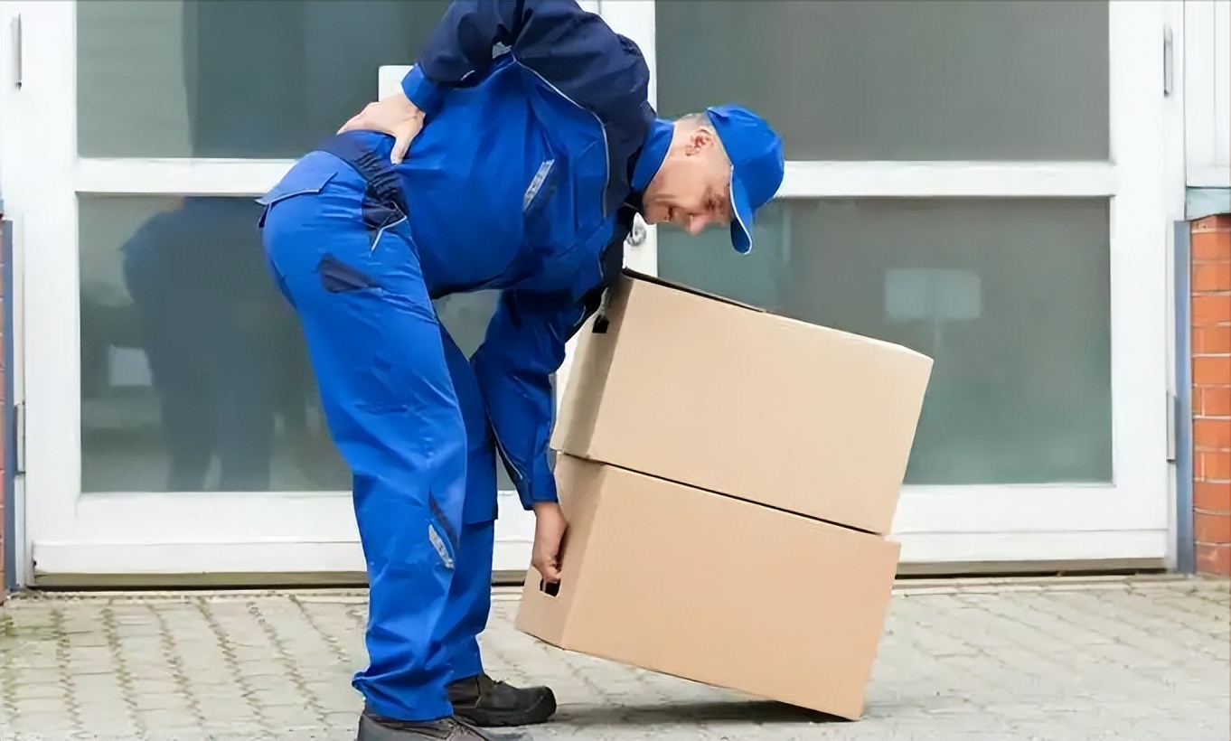 腰椎间盘突出 久坐不动 低头玩手机_腰椎间盘突出不能弯腰