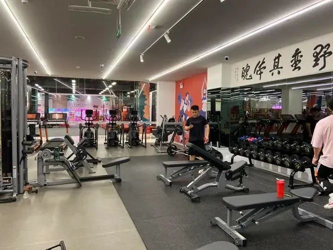 乐刻健身模式_健身平权模式_200不到的深蹲架能用吗