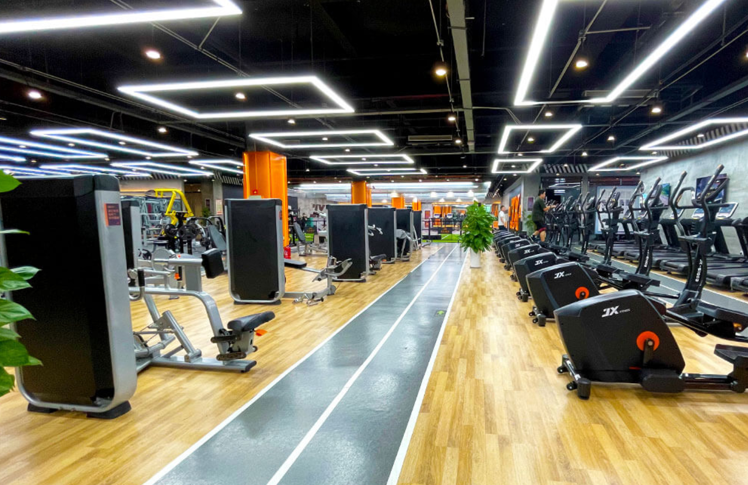 康力源研发实验室与产品测试